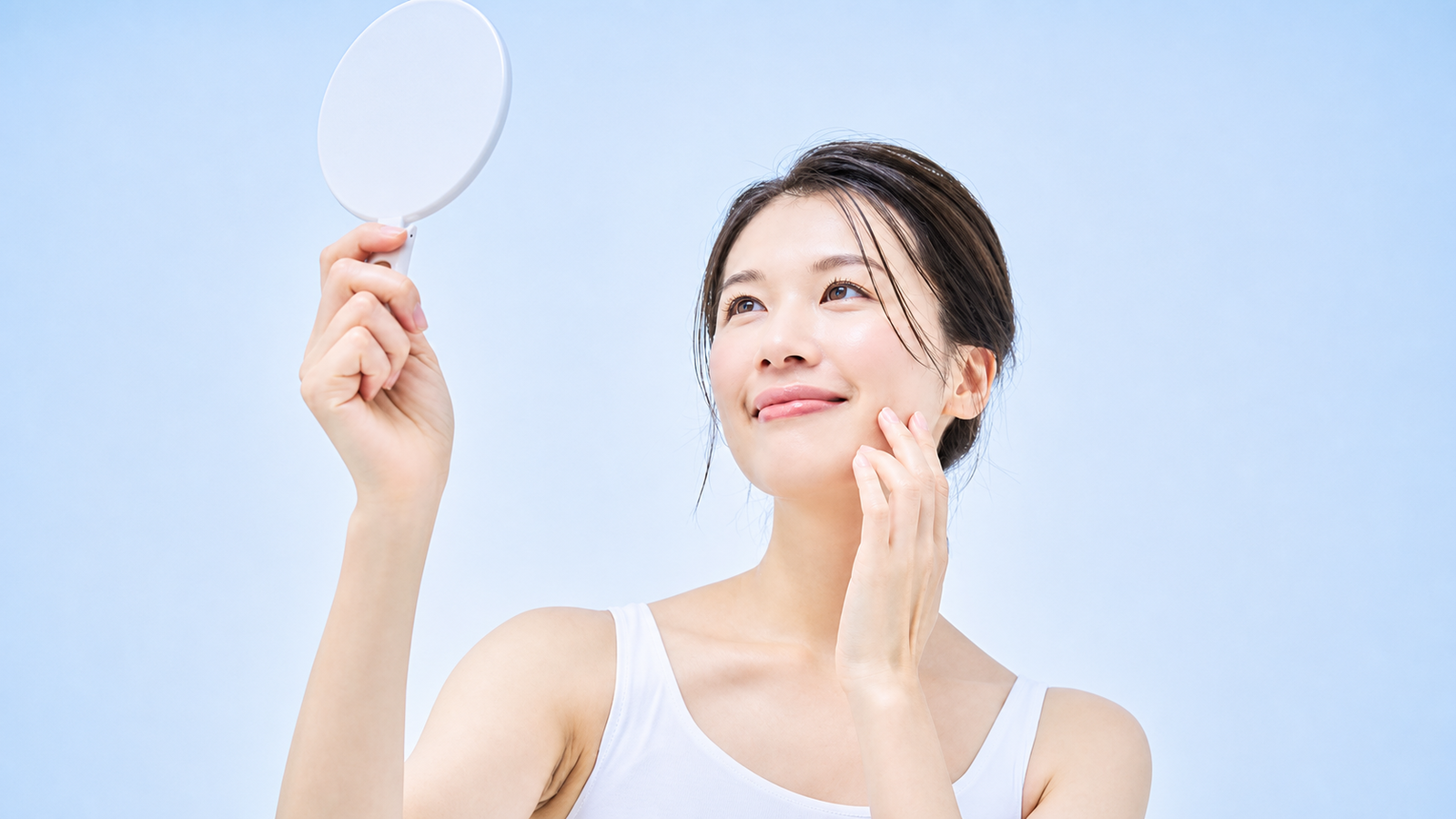 HYTHIOL Whitea Premium 照鏡檢視膚況官方人像 16比9 hero 圖